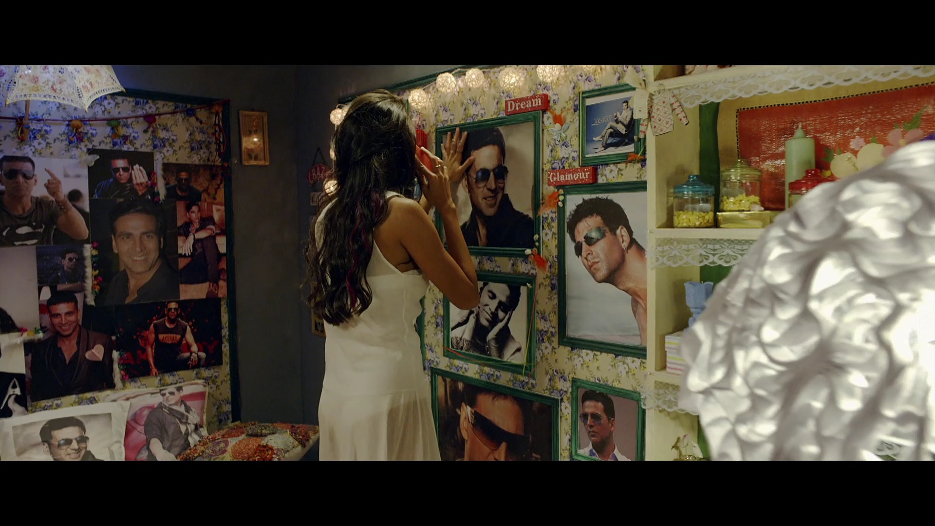 2014 - The Shaukeens_ENG_1080p (1).mkv1650.jpg