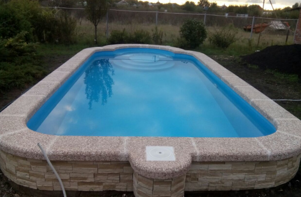 Отделка бетонного бассейна