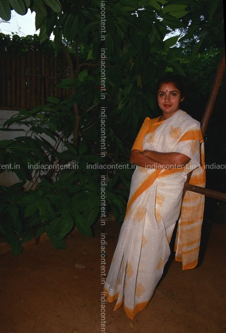 659-indian-film-actress-revathi-poses-for-a-photograph-while-standing-in-image-88005500_20190129_013.webp