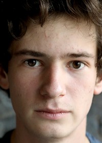 Владислав Тирон