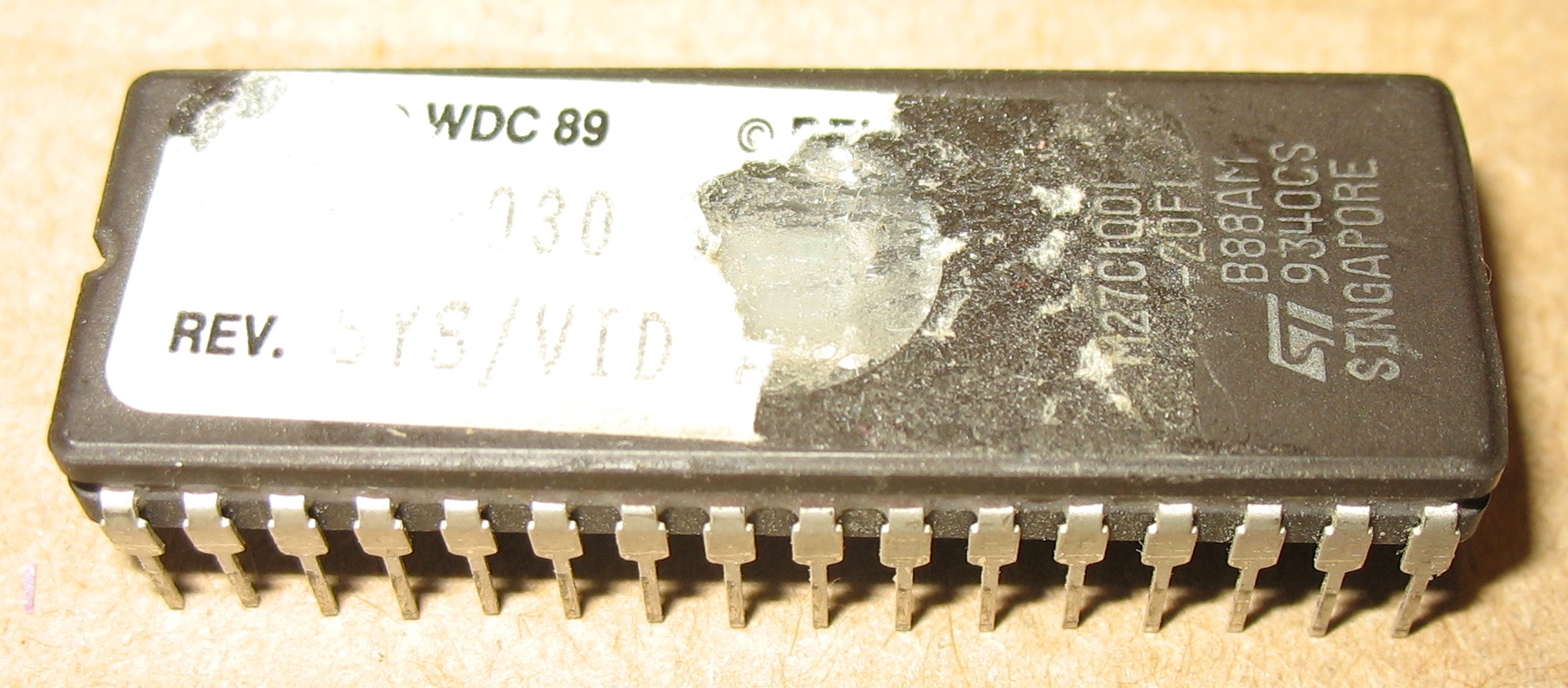 Лот № 6ST M27C1001-20FI.JPG