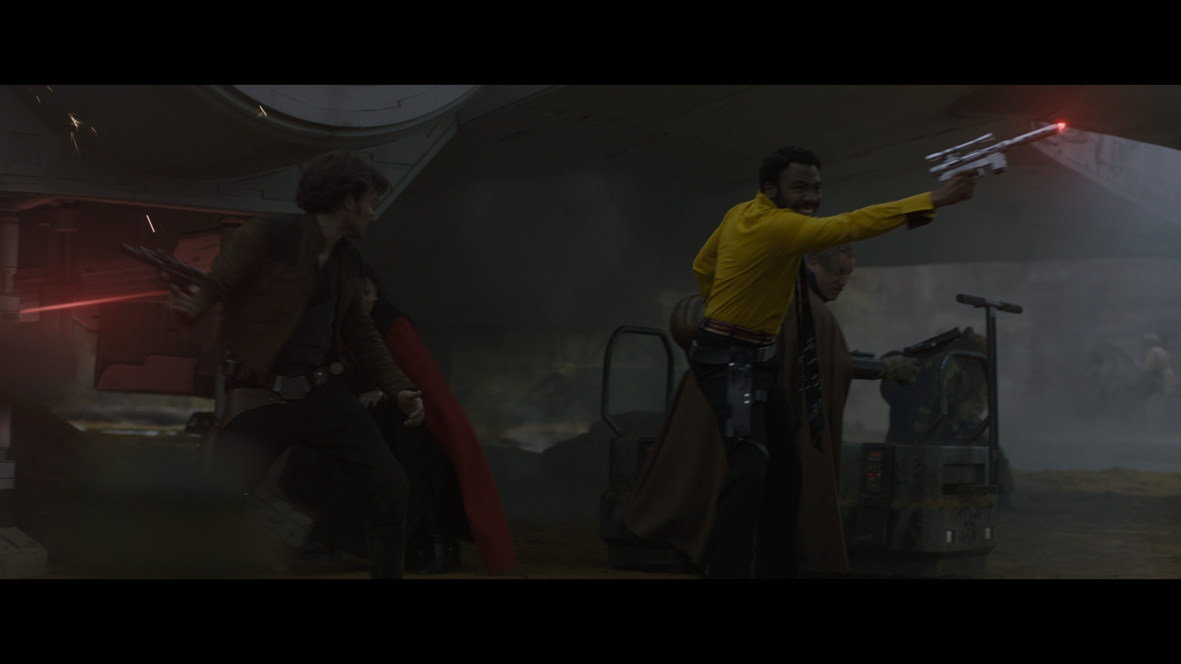 Solo.A.Star.Wars.Story.2018.UHD.BDRemux.2160p.HDR.DoVi.HYBRID.P8.by.DVT.mkv_snapshot_01.21.12_[2021.11.25_18.28.32].png