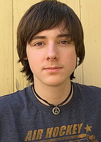 Джейк Томас