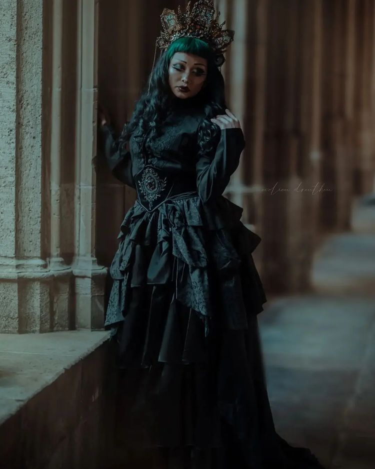 thebeautyandthegoth-15032022-0003.webp