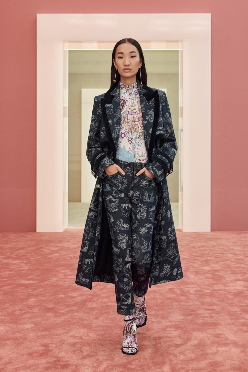 00021-Zimmermann-RTW-Fall-22-New-York-credit-brand.jpg