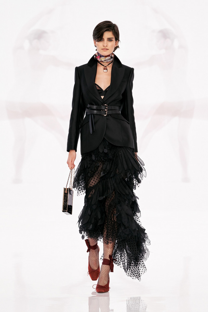 00028-Zimmermann-Spring-22-NewYork-credit-brand.jpg