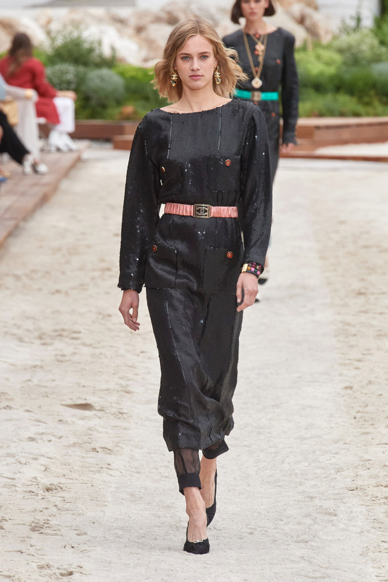 00066-chanel-resort-2023-monaco-credit-gorunway.jpg