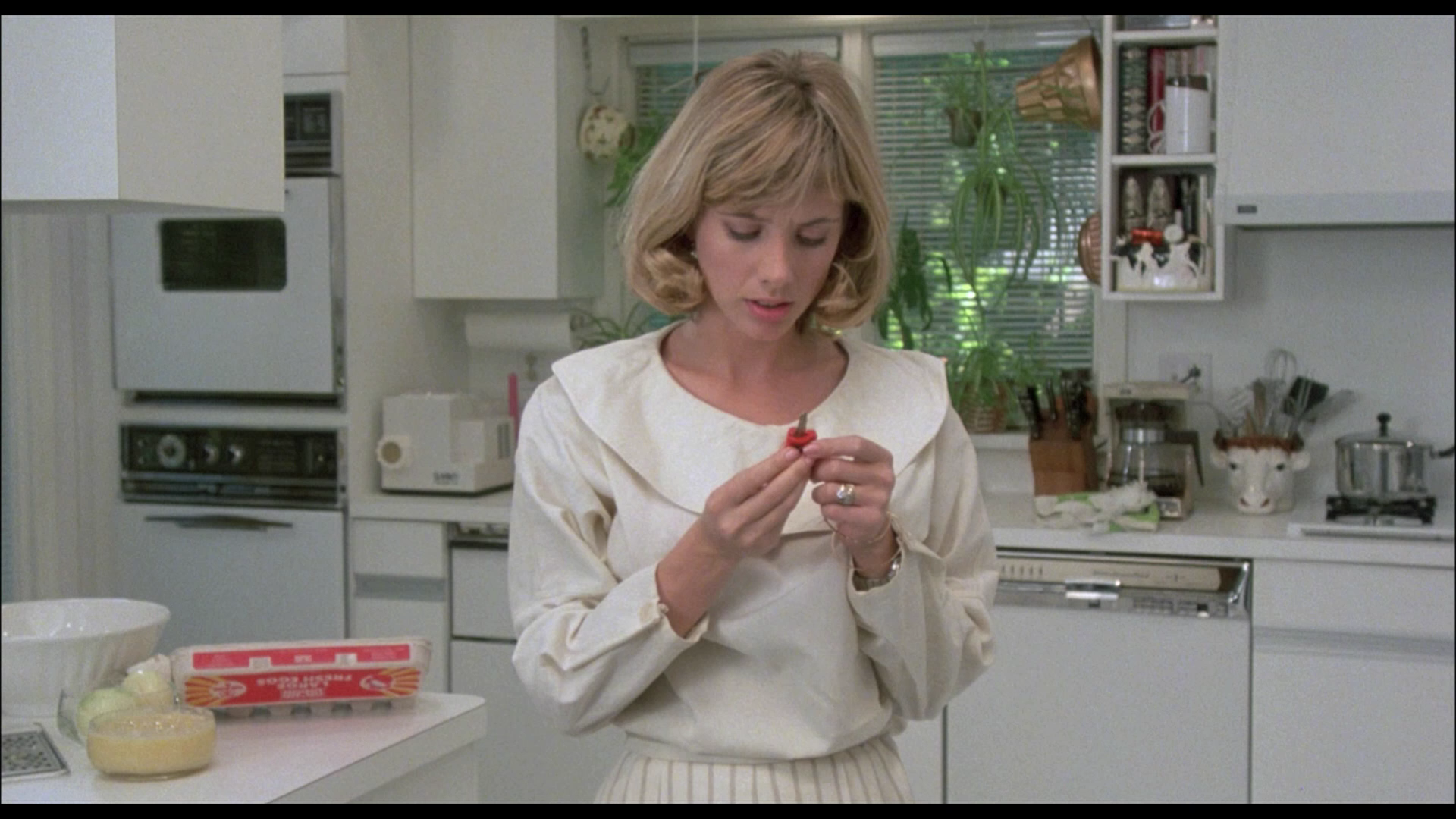 Desperately.Seeking.Susan.1985.Kino.Lorber.BD.Remux.1080p[(035831)10-34-39].PNG
