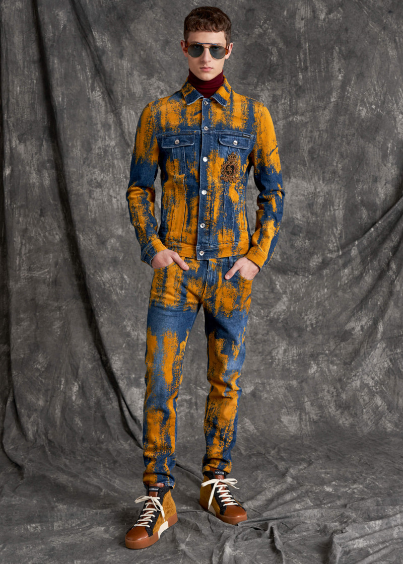 dolce-and-gabbana-fall-winter-20-21-man-collection-39.jpg