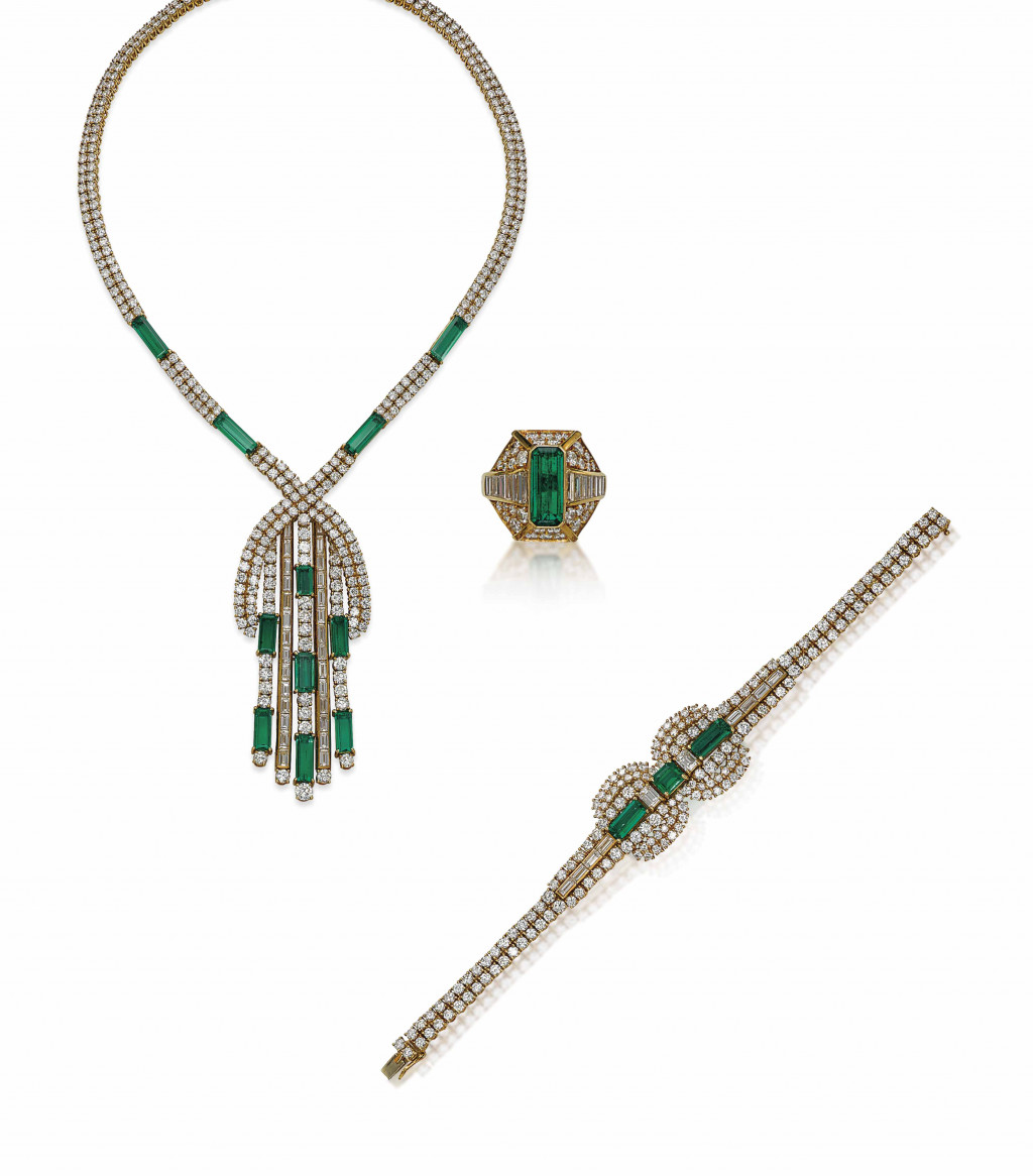 2014_GNV_01405_0066_000a_set_of_emerald_and_diamond_jeweller.jpg