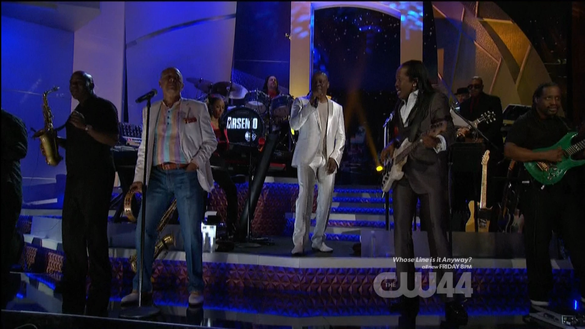 Earth Wind  Fire - Arsenio Hall Show.ts_20220626_124935.474.png
