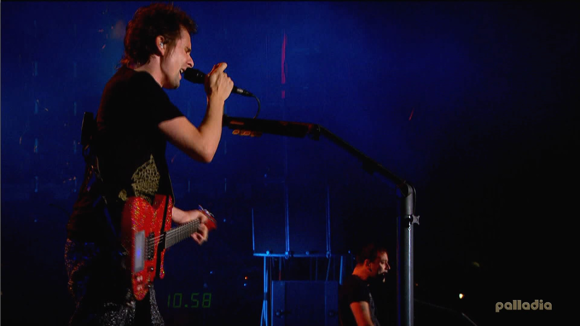 MUSE - Rock Am Ring 2010 (MTV World Stage) - PLDHD [1080i].ts_20220722_170650.520.png