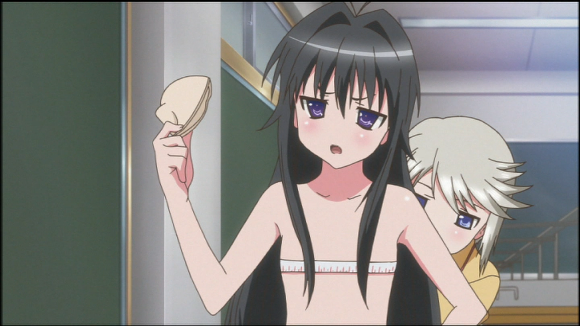 Kanokon - 01 - 12 (AT-X 1080p AAC RAW).ts_snapshot_04.38.27.107.png
