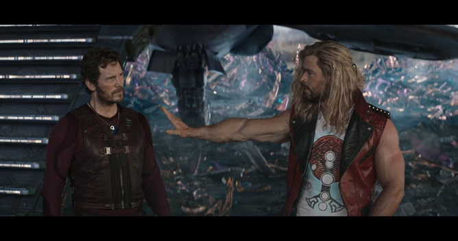 Thor.Love.and.Thunder.2022.IMAX.WEB-DLRip-AVC.ExKinoRay.mkv_snapshot_00.25.16.640.png
