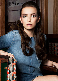 Джоди Комер