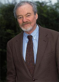 Алан Дж. Пакула