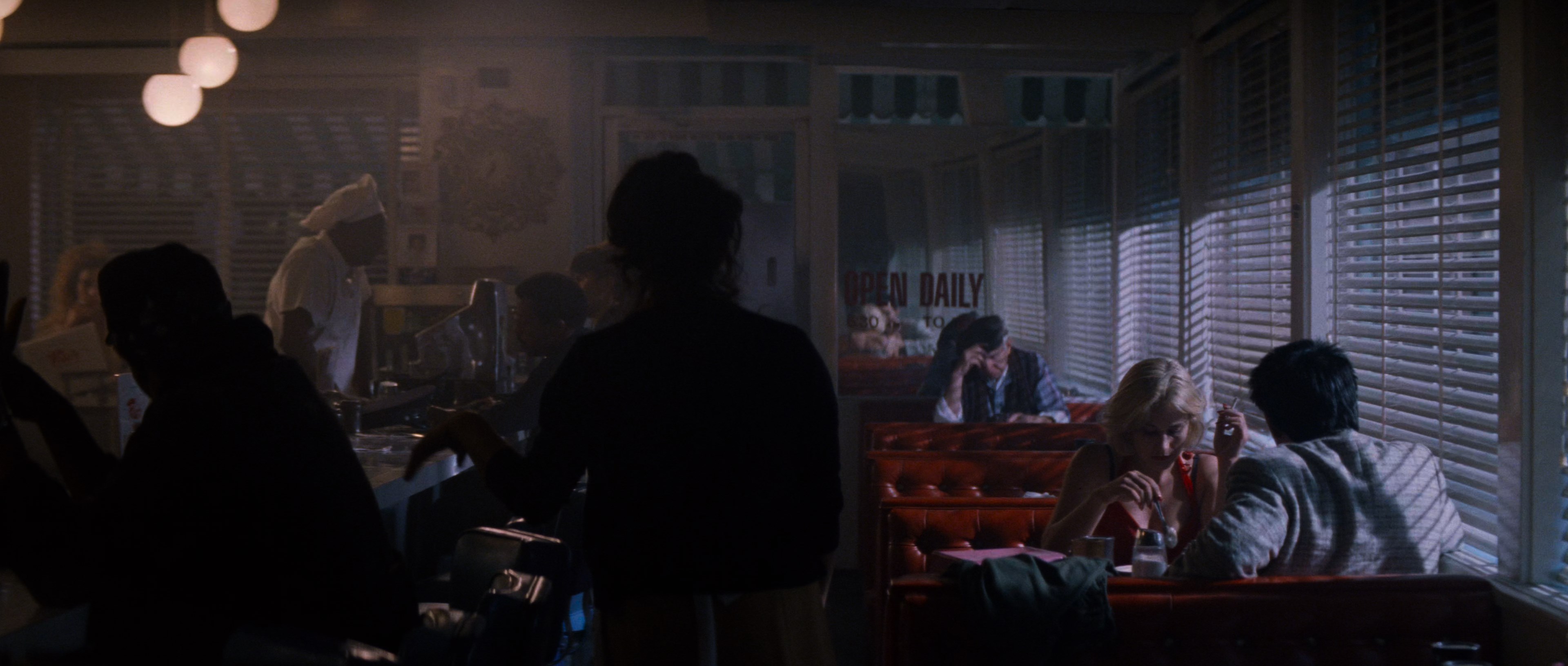 Настоящая любовь (True Romance) 1993.mkv_snapshot_00.08.51.114.jpg