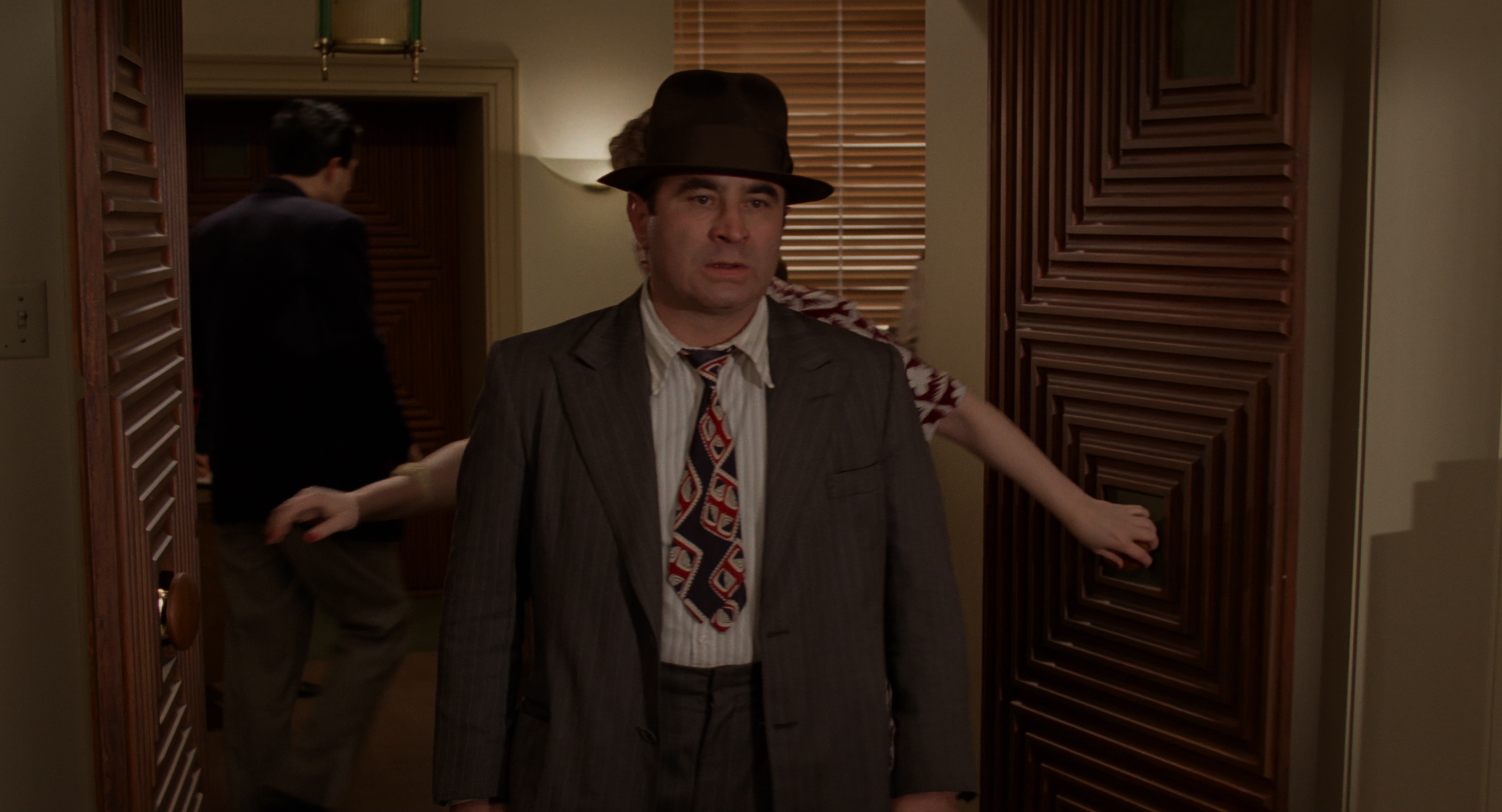 Кто подставил кролика Роджера (Who Framed Roger Rabbit) 1988.mkv_snapshot_00.05.40.340.jpg