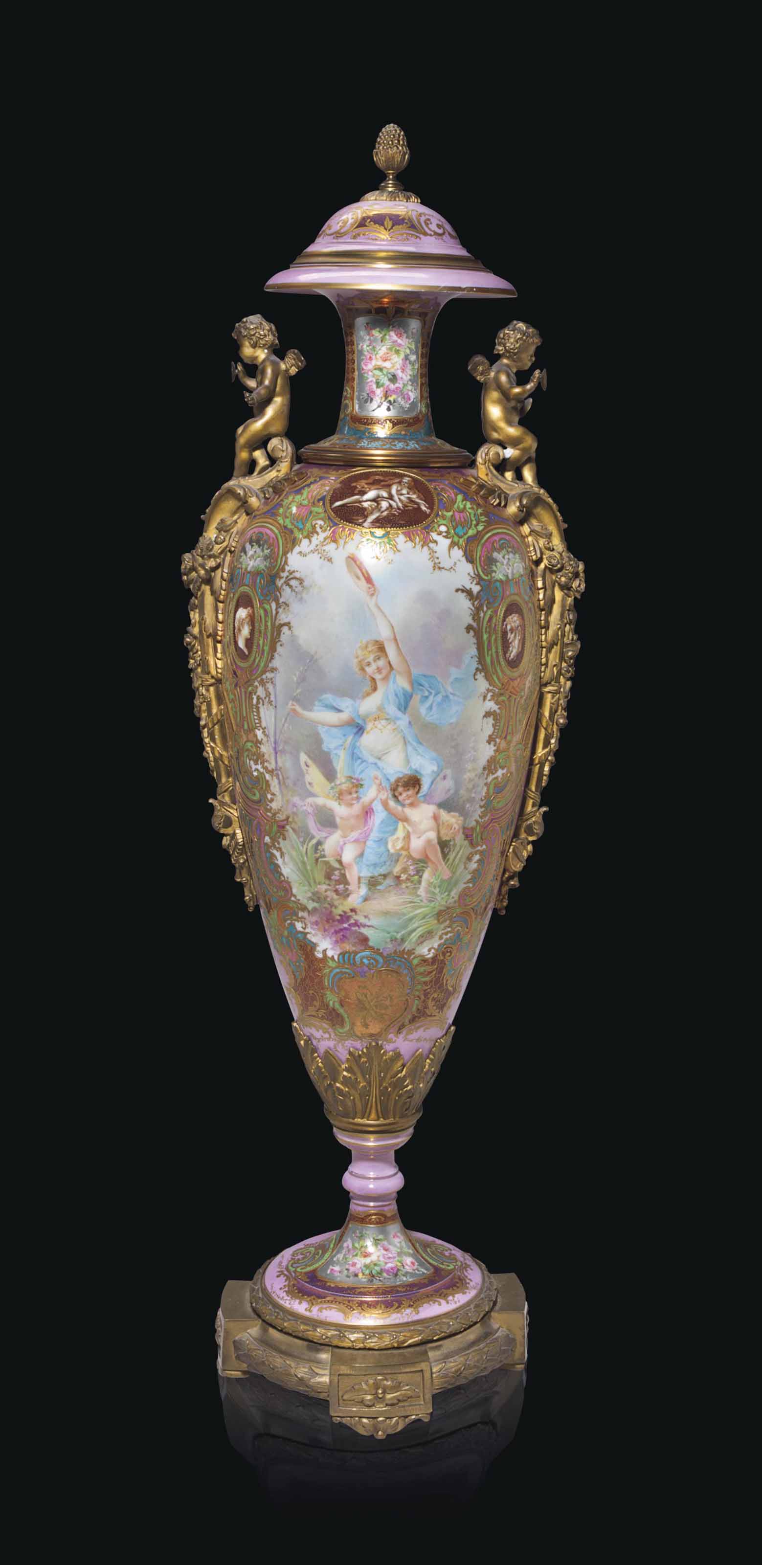 2013_NYR_02695_0073_000(a_large_ormolu-mounted_sevres_style_porcelain_iridescent-pink_ground_v023805)(1).jpg