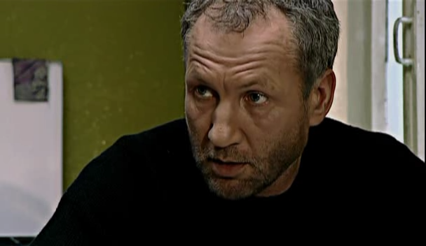 1 серия.avi_snapshot_22.21_[2023.03.20_22.05.32].png