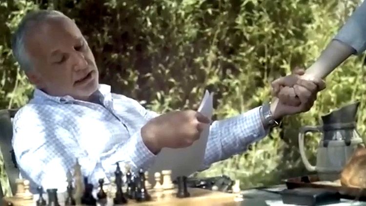 Руки вниз на острове /Main basse sur une le/ 2010 (0:04:15 / 1:21:00)