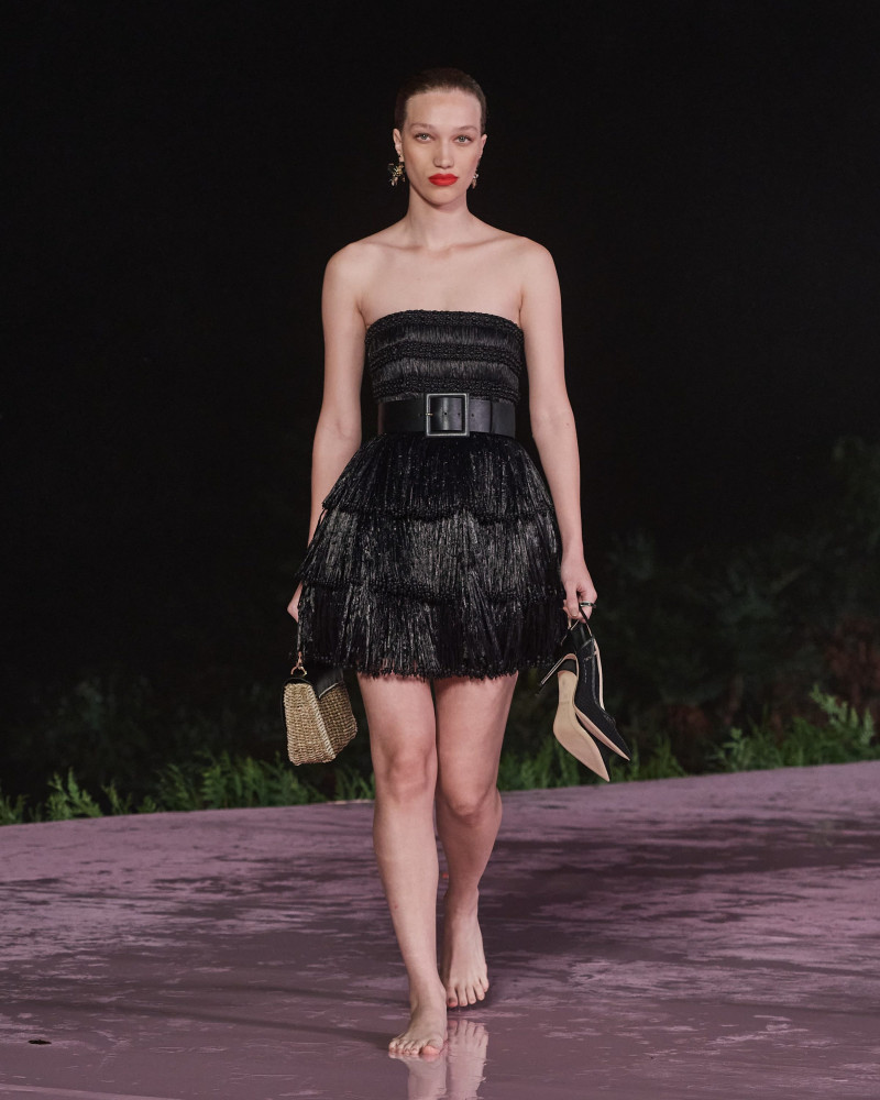 CarolinaHerrera_RE24_Look-22-scaled.jpg