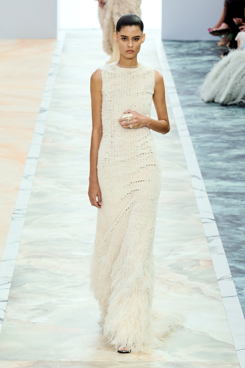 00030-fendi-fall-2023-couture-credit-gorunway.jpg