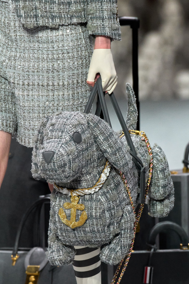 00094-thom-browne-fall-2023-couture-details-credit-gorunway.jpg