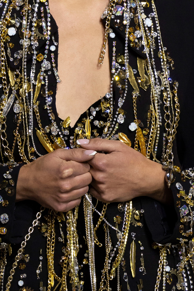 00009-celia-kritharioti-fall-2023-couture-details-credit-brand.jpg