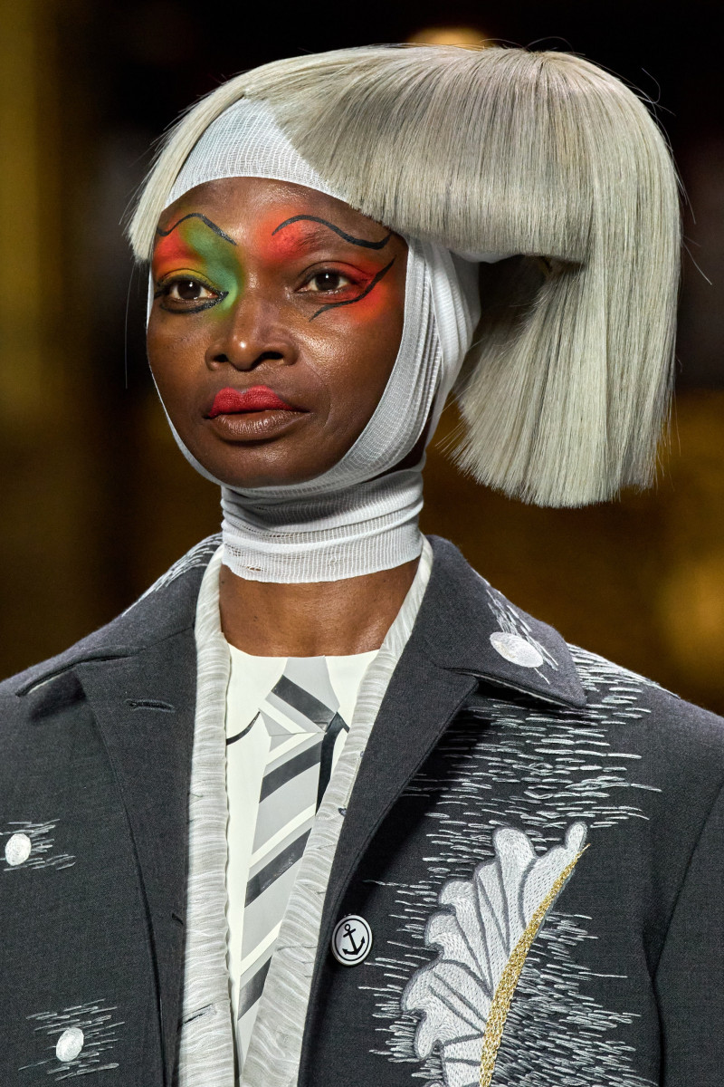 00018-thom-browne-fall-2023-couture-details-credit-gorunway.jpg