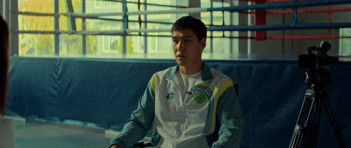 Боксер 2021 WEB-DLRip.avi_snapshot_00.24.44.png