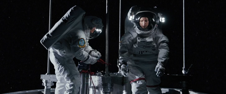 Stowaway.2021.HDRip-AVC.ExKinoRay.mkv_snapshot_01.25.30.833.png