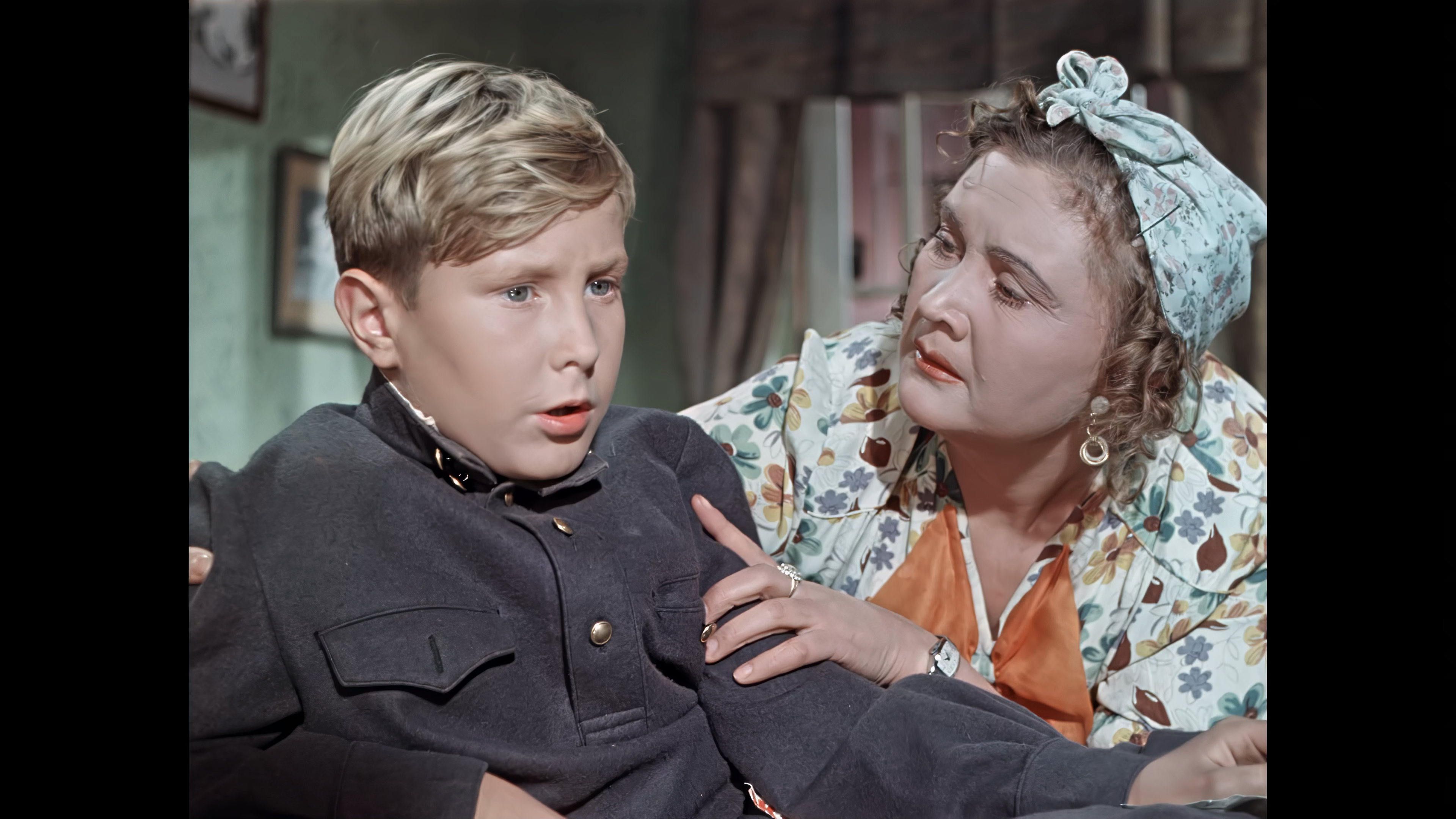 Старик Хоттабыч 1956 4К.mkv_20230821_104937.586.png