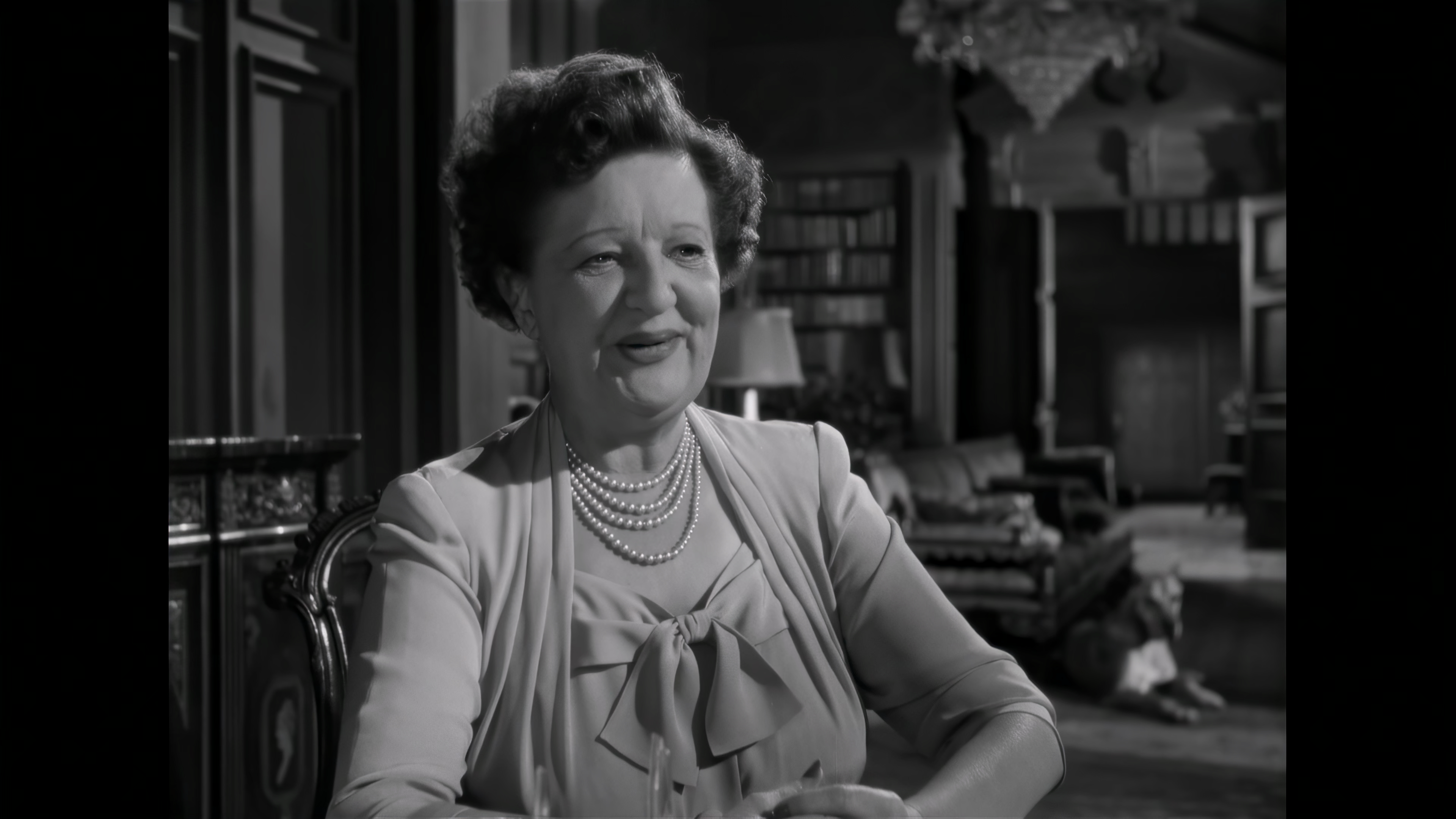 Strangers on a Train - Незнакомцы в поезде 1951 4К.mkv_20230901_092405.366.png