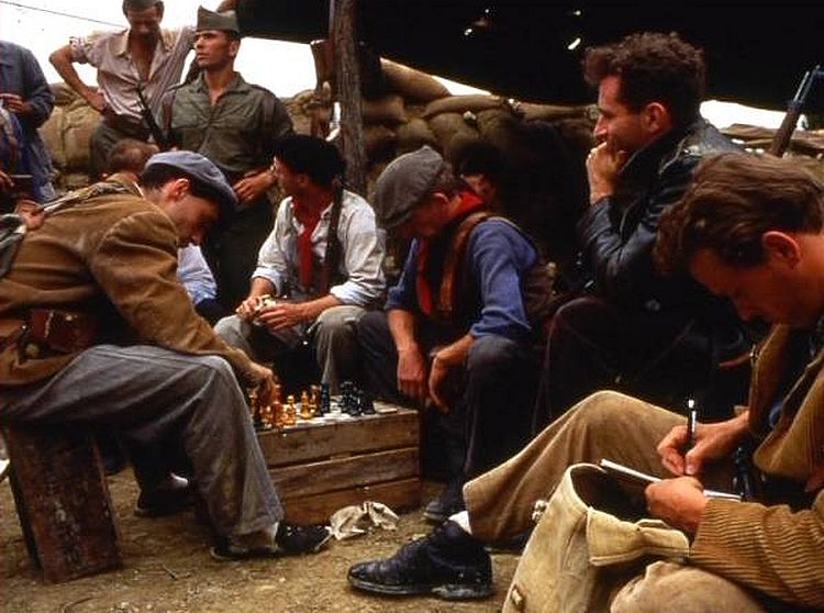 Земля и свобода /Tierra y Libertad/ 1995 (0:19:48 / 1:44:48)