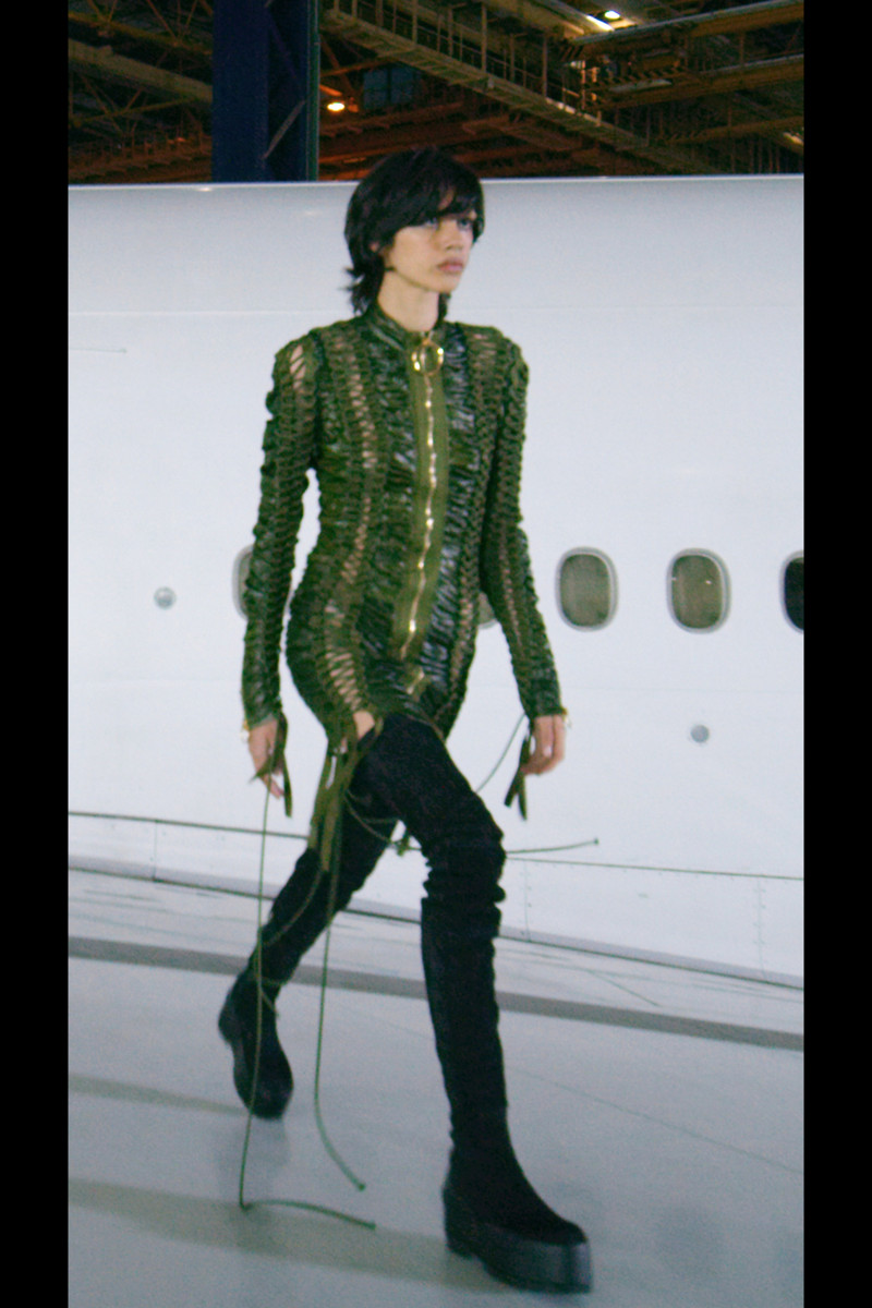 00007-Balmain-RTW-Fall-21.jpg