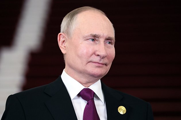 Путин подписал закон о возврате к базовой стоимости нефти в 60 долларов