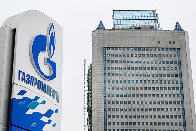 Газпром нефть поставила масла для компании Qatar Aviation Services