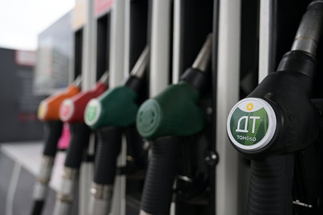 Эксперт рассказал, чего не хватает для снижения цен на бензин