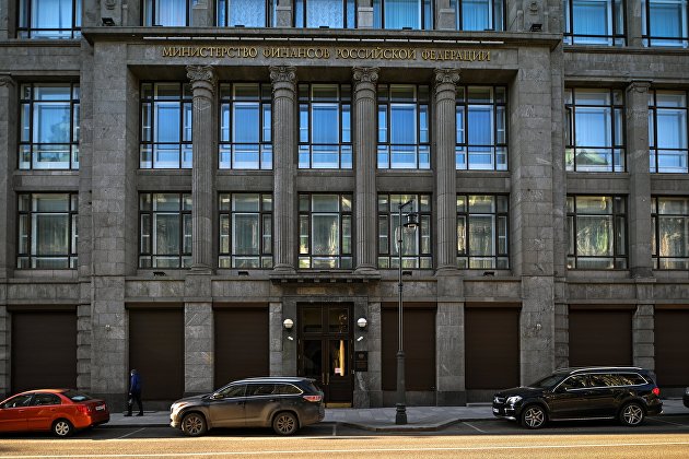 Минфин назвал среднюю ноябрьскую цену нефти Urals для расчета налогов