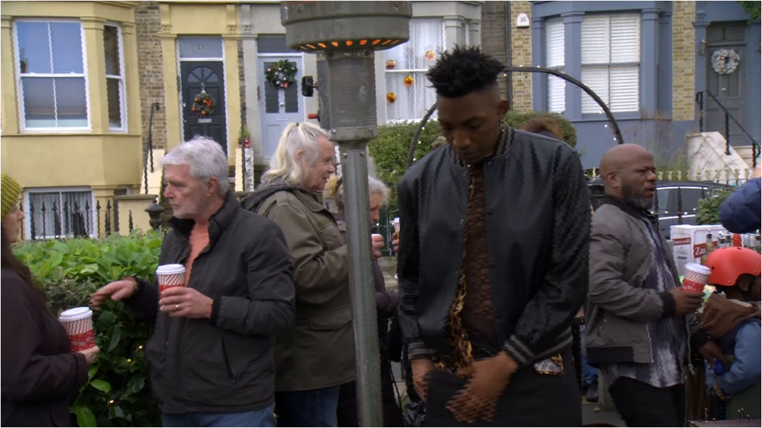 EastEnders 27th Dec 2023 [1080p] C1eef85e6711a2c506d2f54b9b1e5207