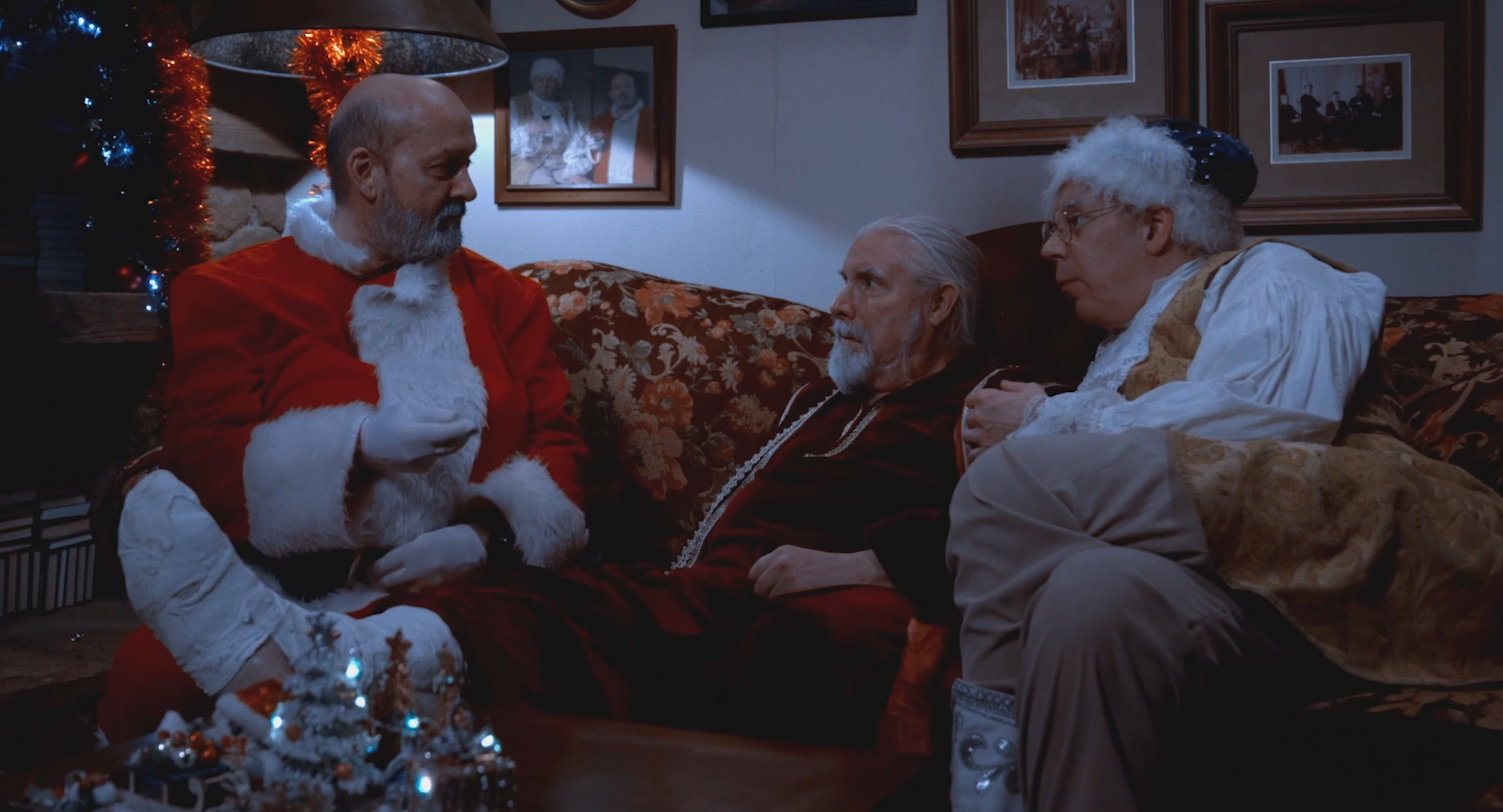 Настоящий Дед Мороз 2023 WEB-DL 1080p.mkv_snapshot_00.35.48.png