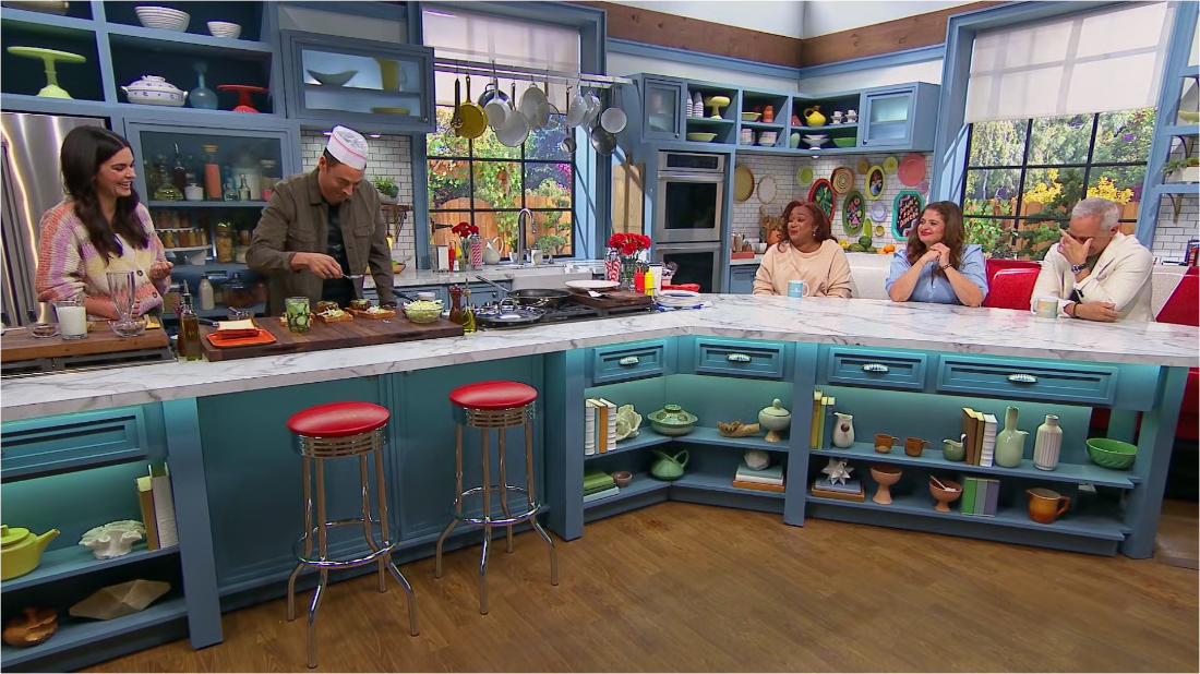 The Kitchen S35E08 [1080p] (x265) 06fde1d067aac515ead5c87811e2c750