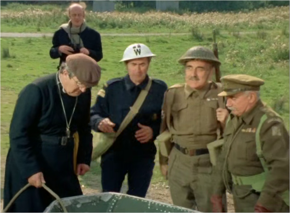 Dads Army 1968 S11 Christmas Specials [720p] WEB-DL (x265) F3535a234dc0fa66a3708019a2abe61c