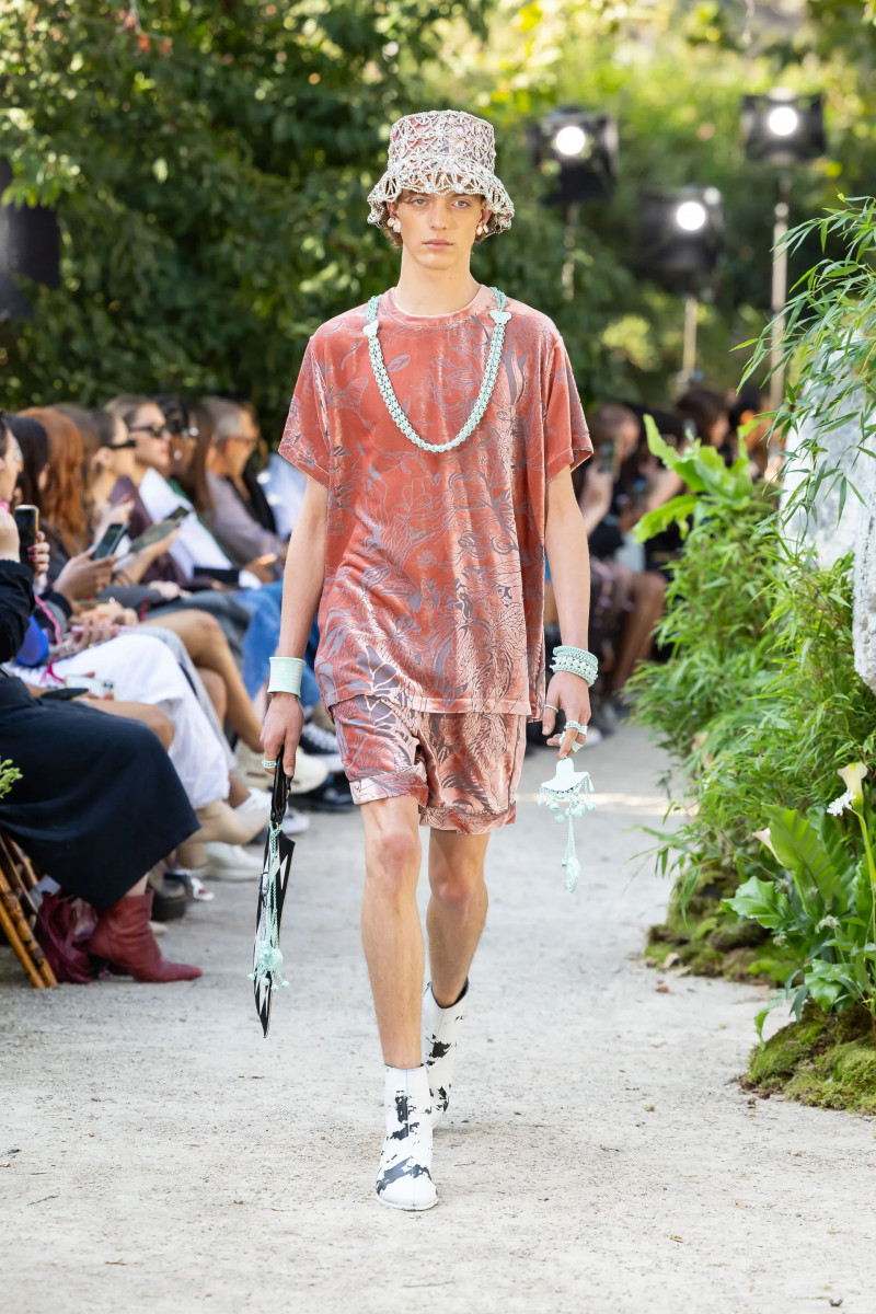 00028-mithridate-spring-2024-ready-to-wear-credit-brand-spon.JPG.webp