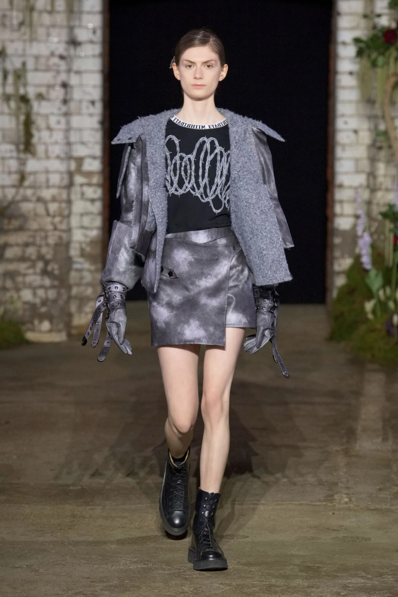 00010-mithridate-fall-2022-ready-to-wear-details-paris-credit-jason-lloyd-evans.webp