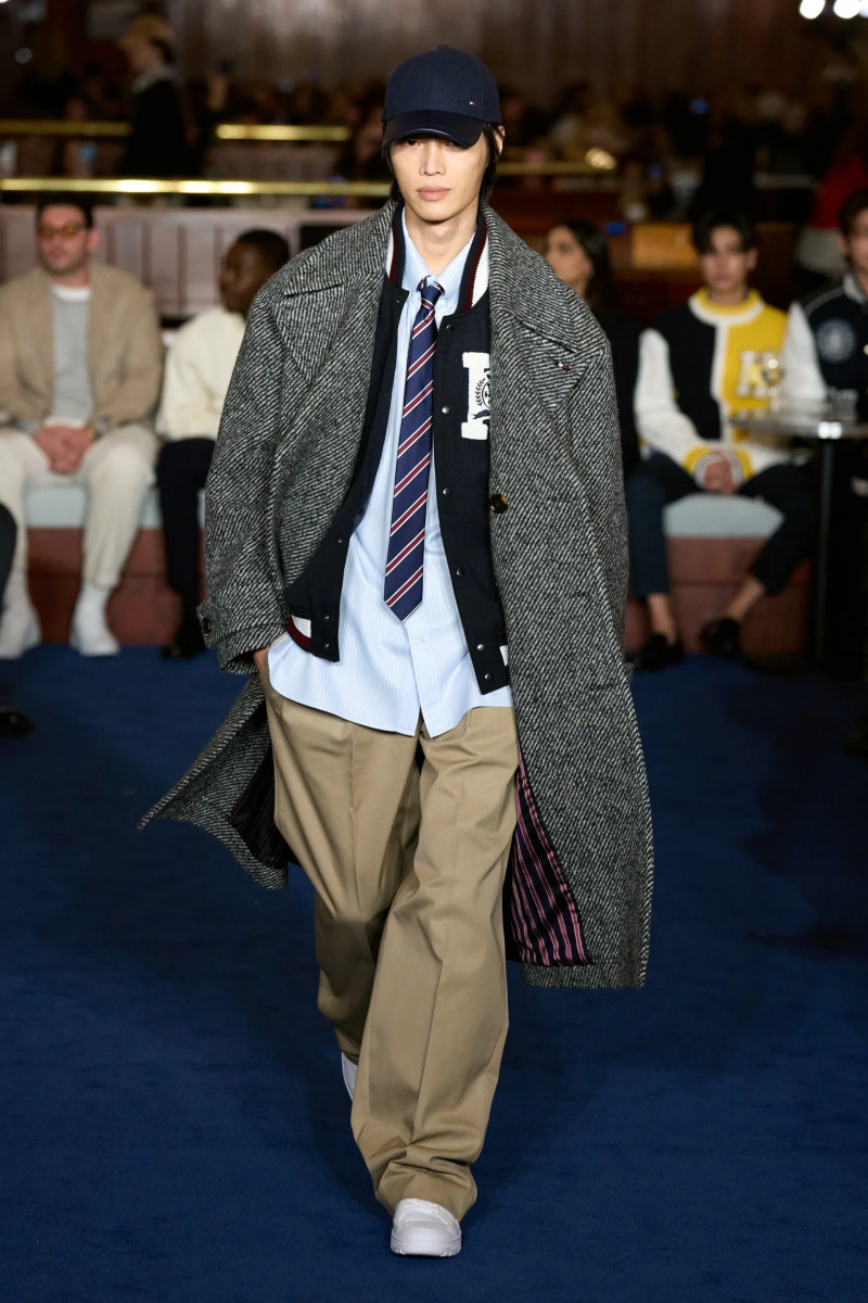 00009-tommy-hilfiger-fall-2024-ready-to-wear-credit-gorunway.webp