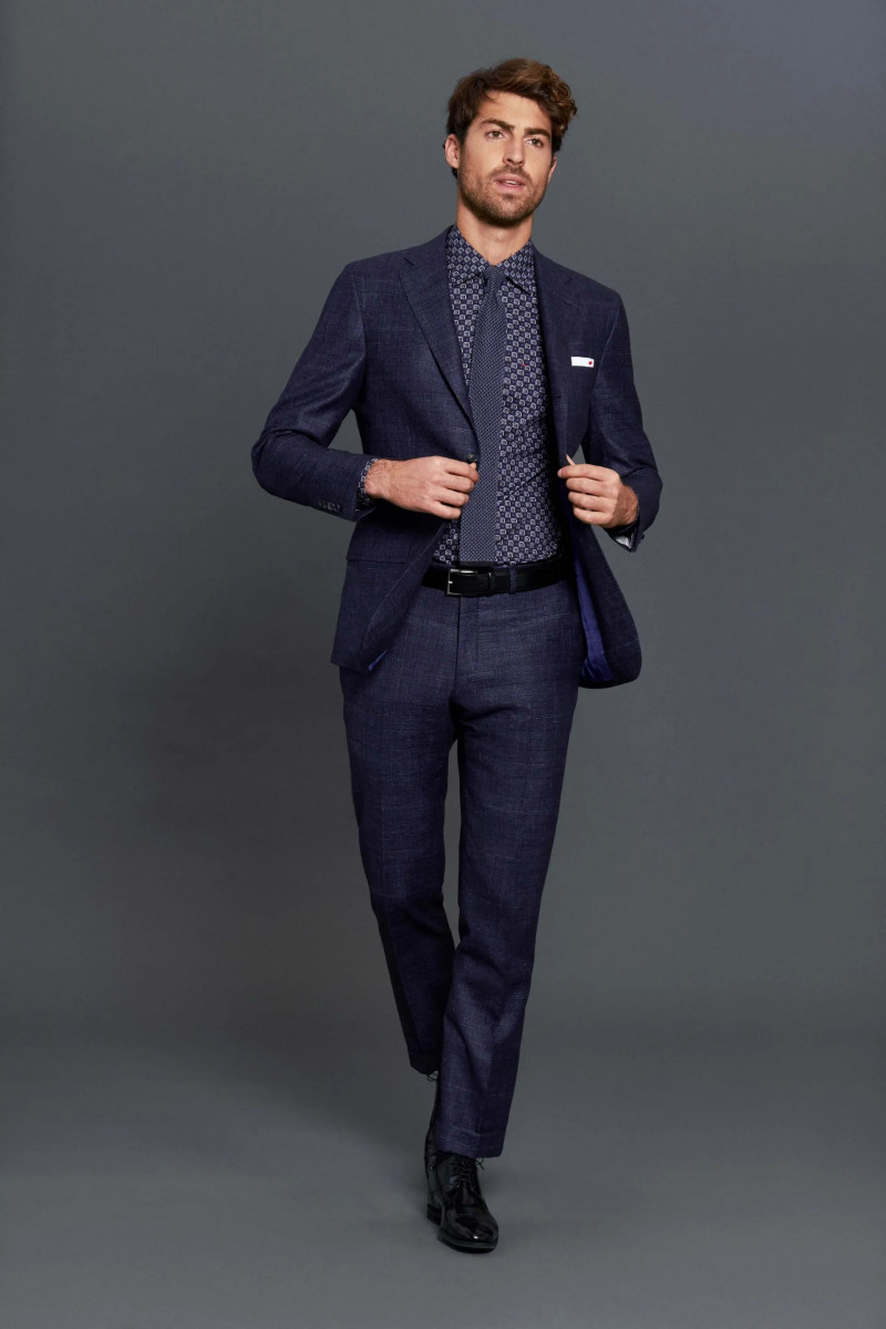 12-kiton-fw18-mens-lookbook.webp