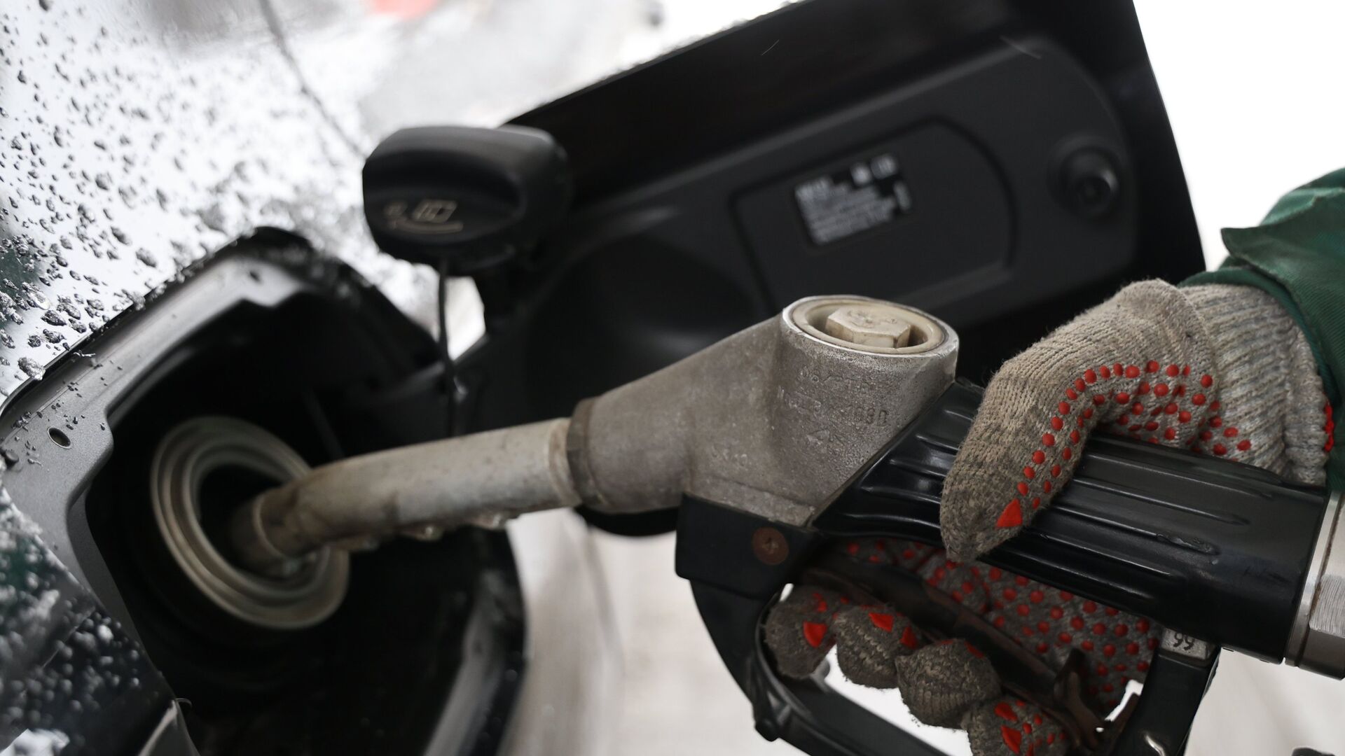 РБК: власти предложили новые меры сдерживания цен на бензин