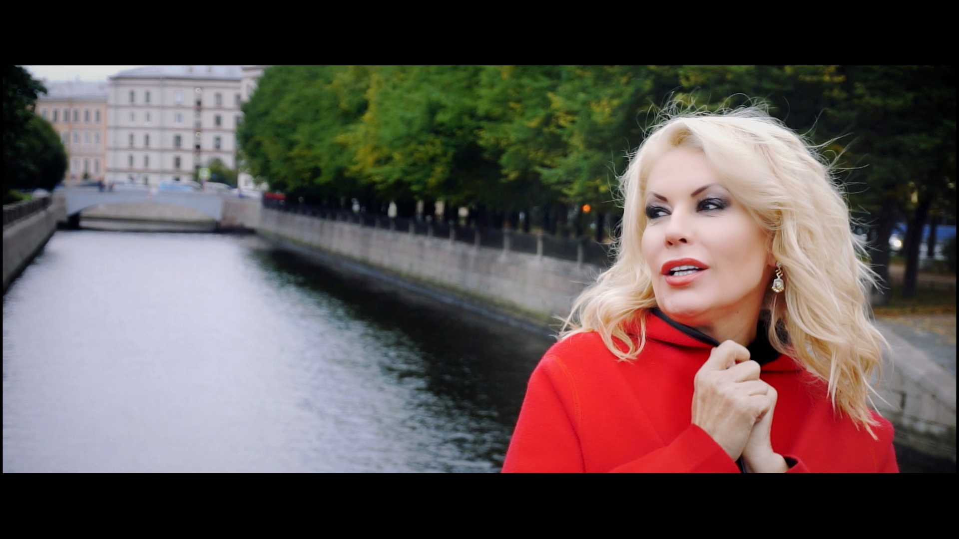 В Петербурге дождь.mp4_snapshot_00.23.005.png